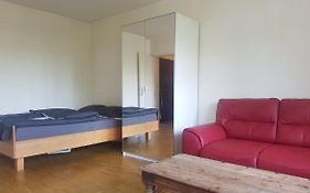 Lovely 1-Bedroom Rental Unit With Bath Tub.